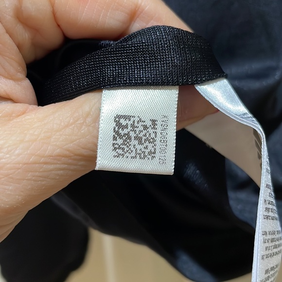 Adidas zip up jacket (sz m) - Picture 9 of 12